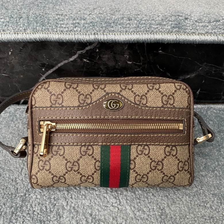 Gucci Handbags 347